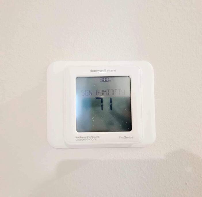 شقة Brand New House In Pensacola,Ev Connector Available المظهر الخارجي الصورة